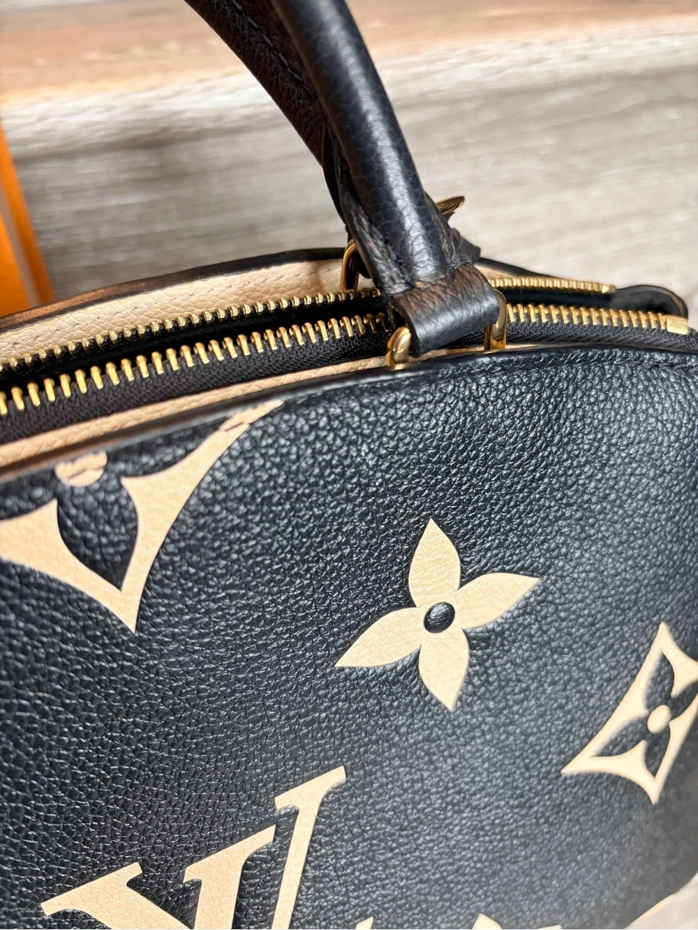 Louis Vuitton Petit Palais Black & Cream Top-Handle purse